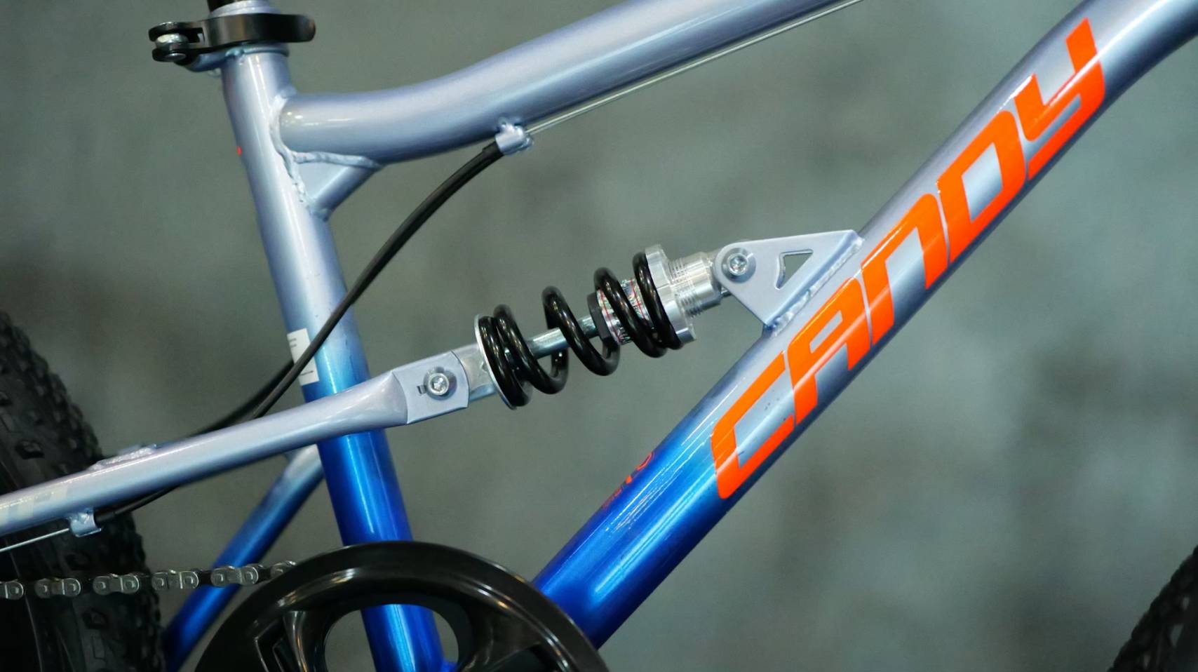Candy Up 20-Inch Mountain Bike - Image 6